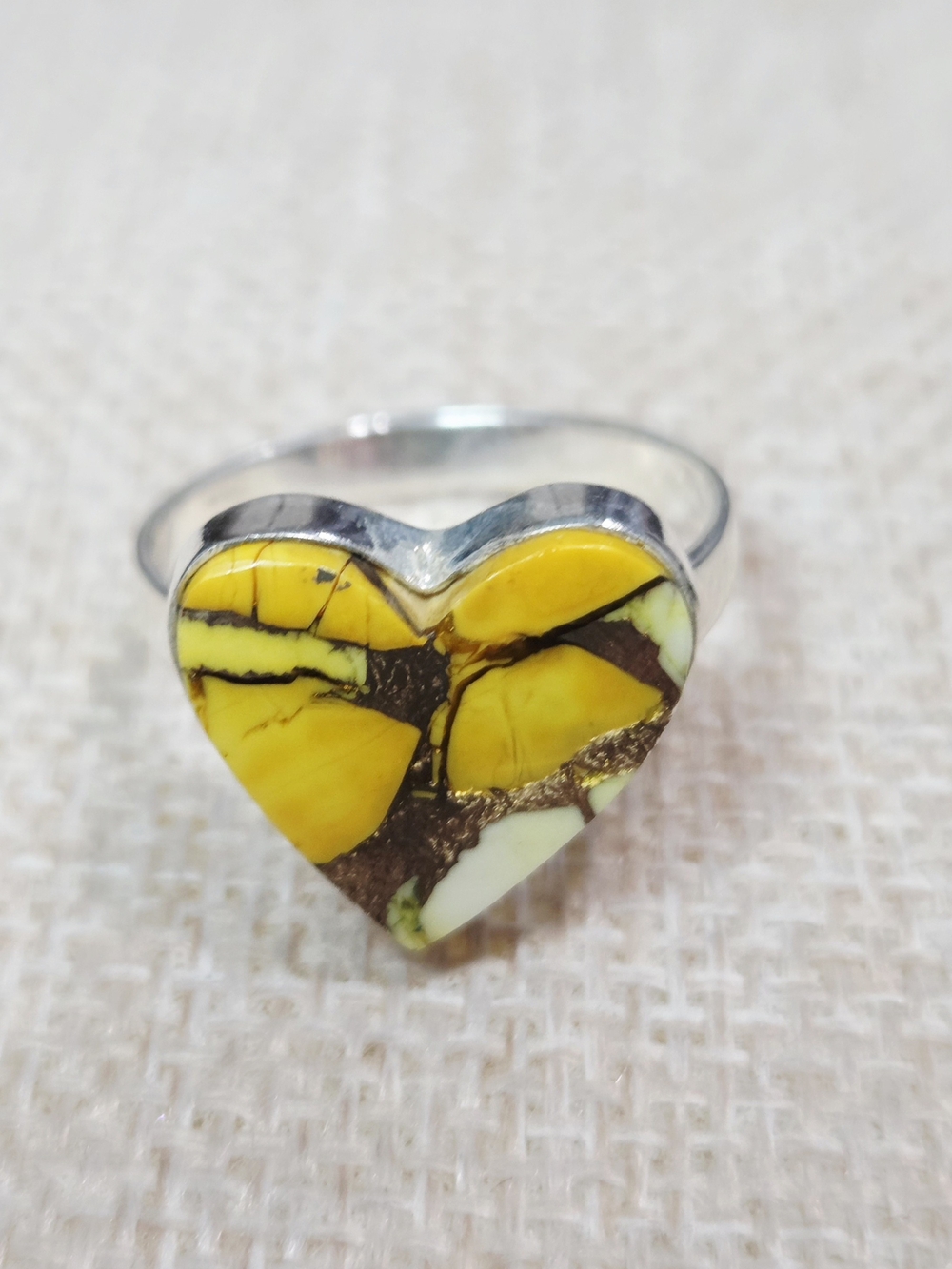 Honey Dahlia Turquoise Heart Inlay Sterling Ring - Women Jewelry - Picture 2 of 3